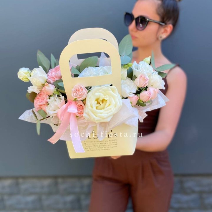 Цветочная сумочка "Рафаэль" в Таганроге
