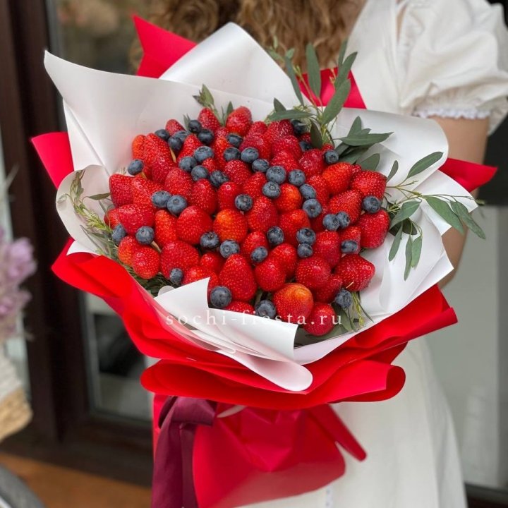 Ягодный бум №6 в Таганроге