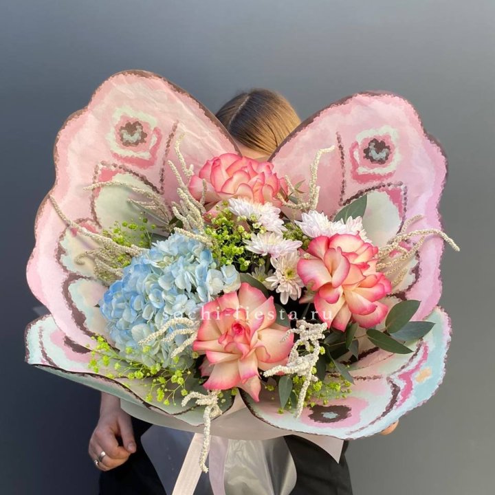 Дизайнерский букет бабочка №5 в Таганроге