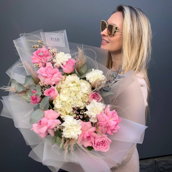 Авторский букет "Гармония" в Таганроге