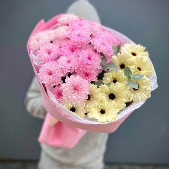 Дуо хризантем и гербер в Таганроге