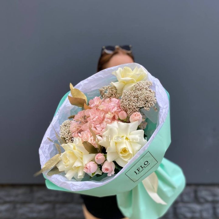 Букет "Белые ночи" в Таганроге