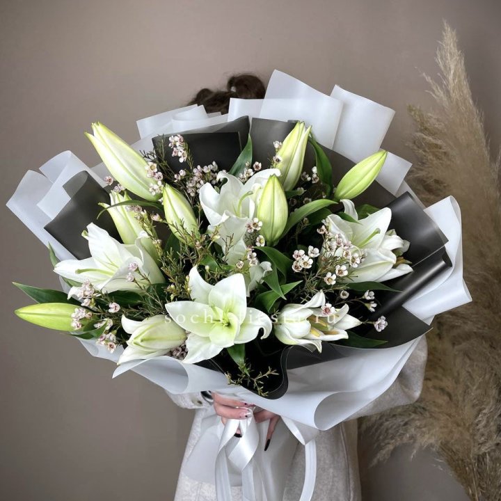 Букет лилий Снежная королева в Таганроге