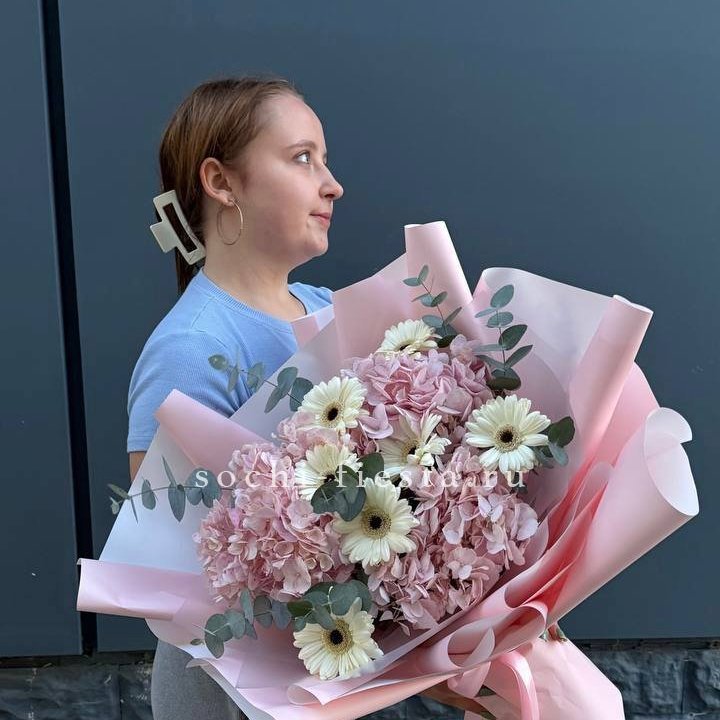 Букет "Знак любви" в Таганроге