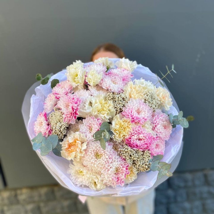 Букет из стойких цветов  в Таганроге