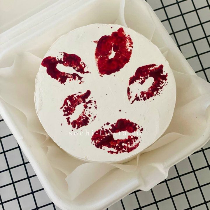 Бенто-торт "Поцелуй" в Таганроге