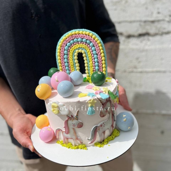 Торт "Радуга с единорогом" в Таганроге