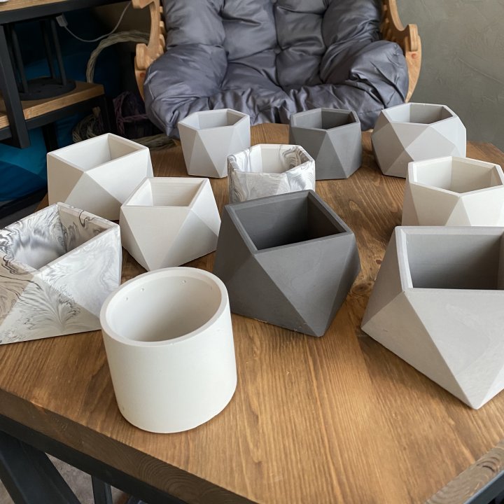 Дизайнерское кашпо в Таганроге