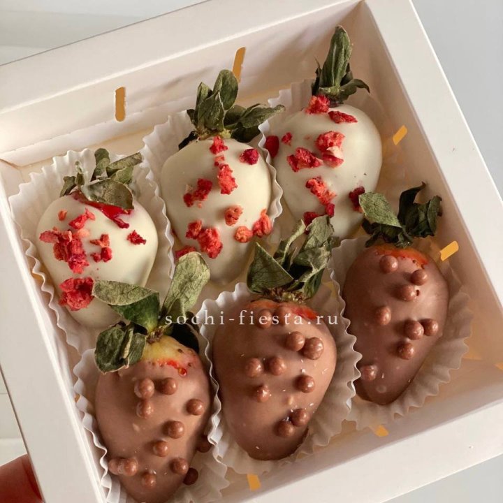 Клубника в шоколаде 6 ягод в Таганроге