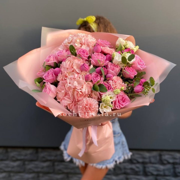 Авторский букет "Восторг" в Таганроге