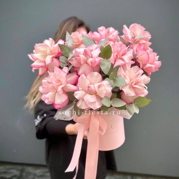 11 Фрунцузских роз "Венди" в Таганроге