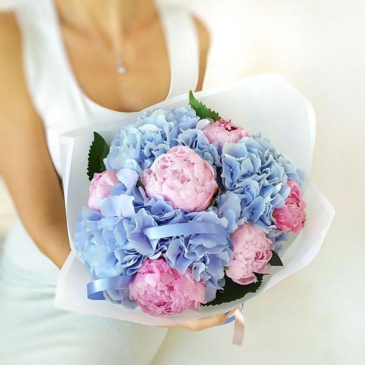 Гортензия и Пионы в Таганроге