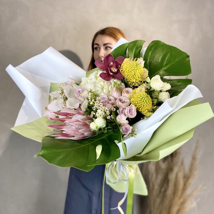 Дизайнерский букет экзотики в Таганроге