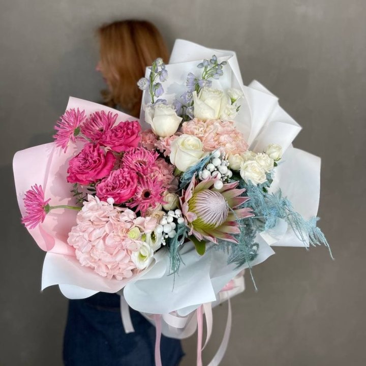 Дизайнерский букет "Фантастик" в Таганроге