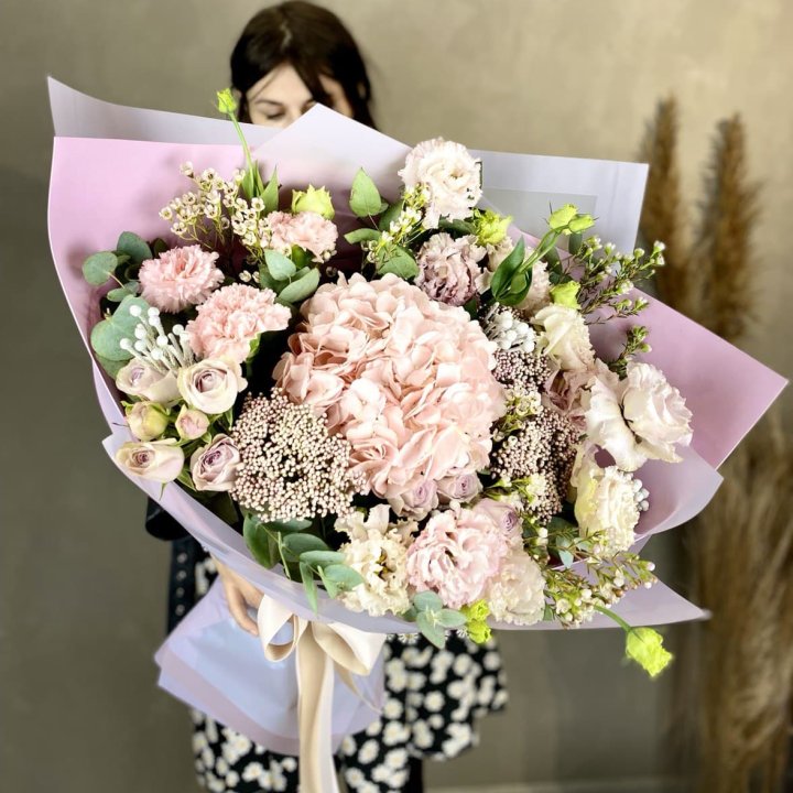 Дизайнерский букет "Трели кримс" в Таганроге