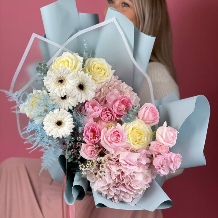 Дизайнерский букет "Адель" в Таганроге