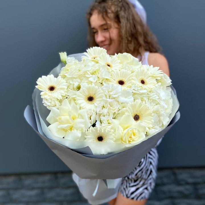  Букет "Вайт люксур" в Таганроге