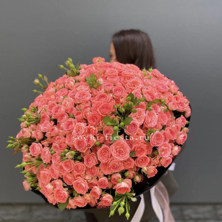 101 кустовая роза Барбадос в Таганроге