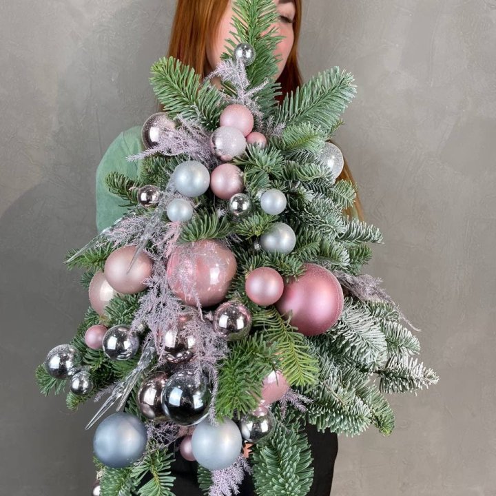 Новогодняя елочка "Розе голд" в Таганроге