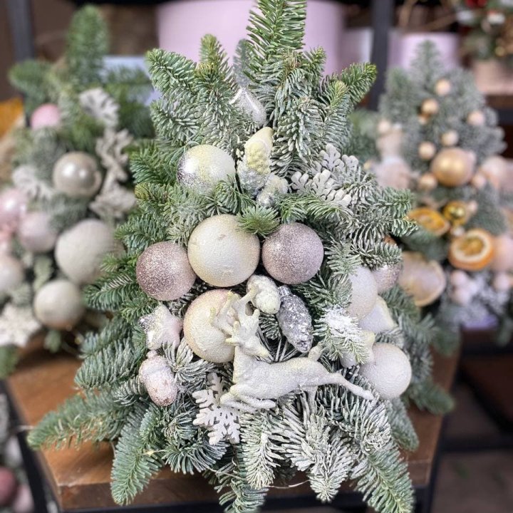 Ёлочка "Хепи крисмас" в Таганроге