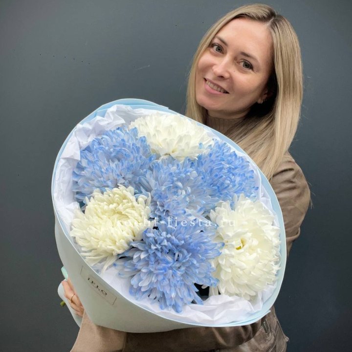 Букет из 7 хризантем  в Таганроге