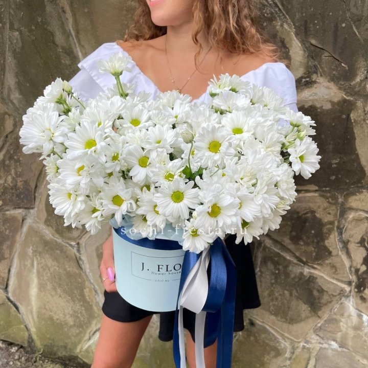 Коробка с хризантемами №2 в Таганроге