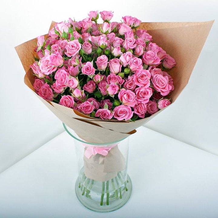 15 кустовых роз в Таганроге