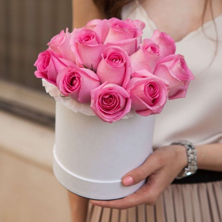 15 роз в боксе Кэтрин в Таганроге