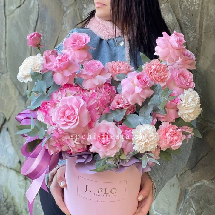 Цветочный бокс "Эсмиральда" в Таганроге