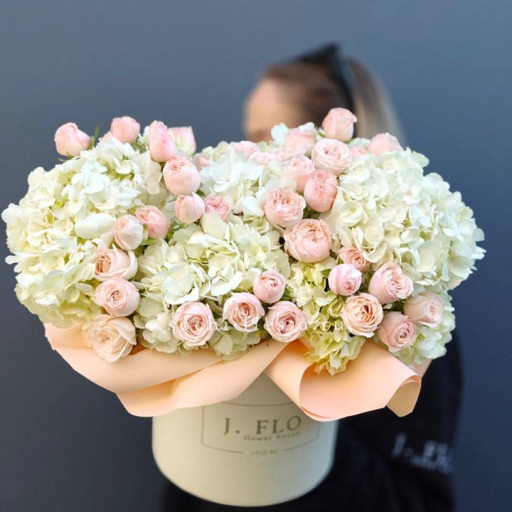 Дизайнерский бокс "Изабелла" в Таганроге