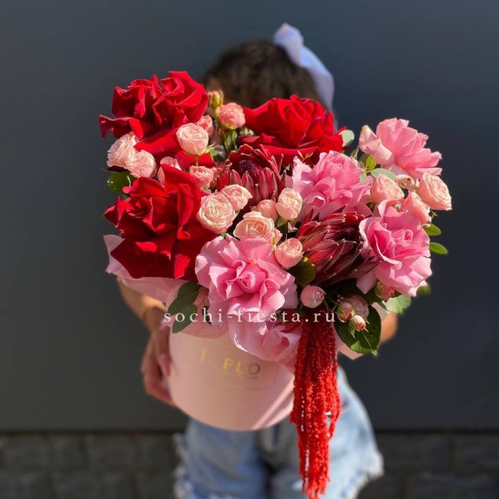 Дизайнерский цилиндр "Густо" в Таганроге