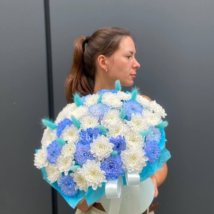  Коробочка  хризантем и лагуруса в Таганроге