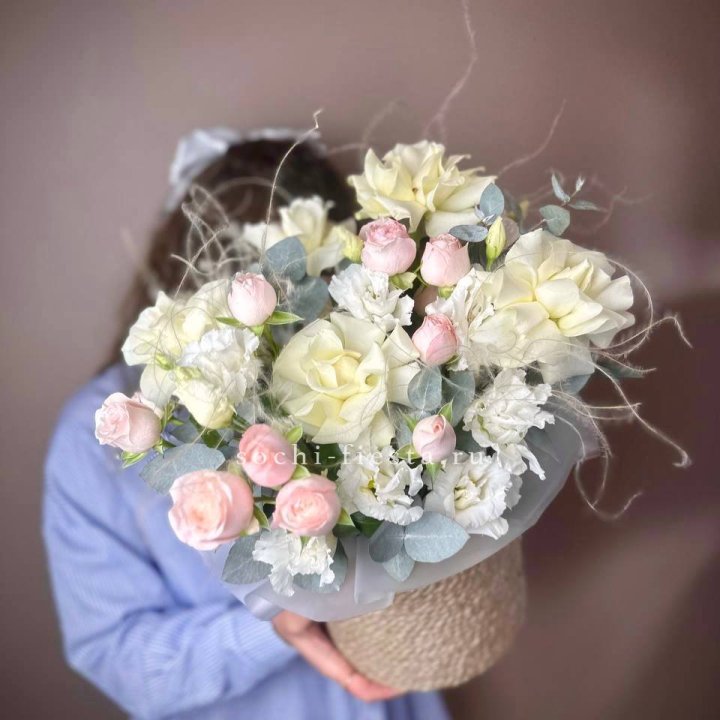 Авторский бокс "Милена" в джутовом кашпо в Таганроге