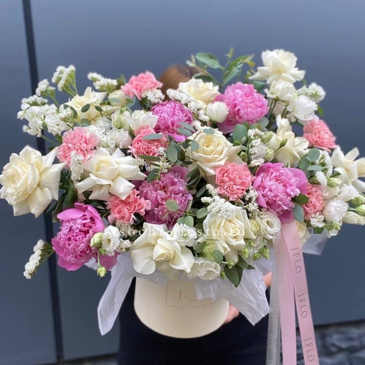 Дизайнерский бокс "Амор этерна" в Таганроге