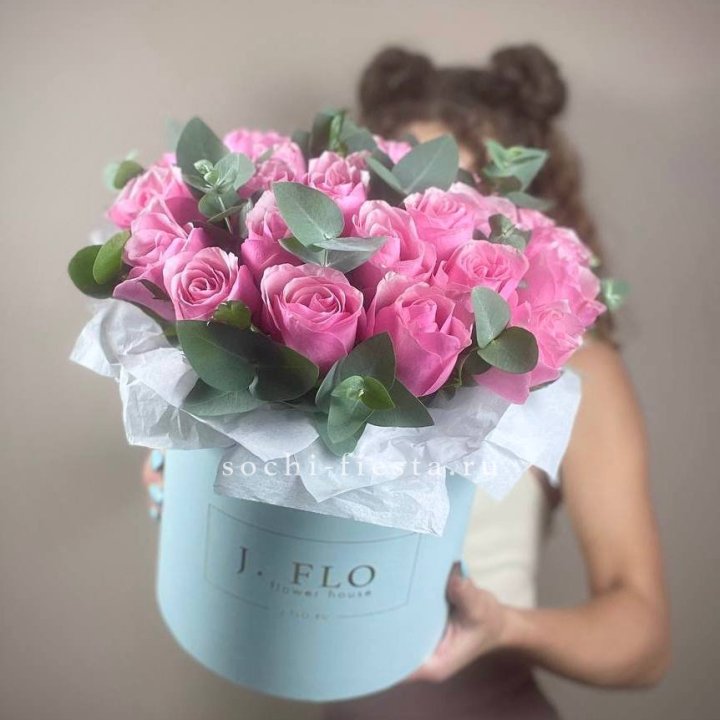 Бокс 27 роз в Таганроге