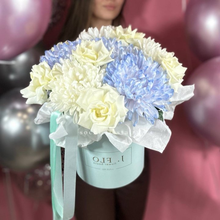 Коробка с цветами "Вольта" в Таганроге