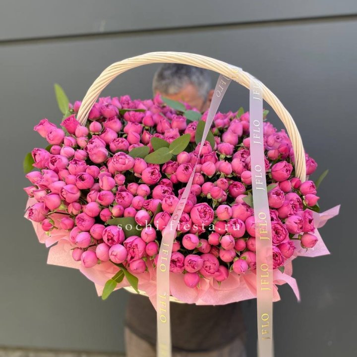 Корзина роз Мисти Баблс 101 в Таганроге