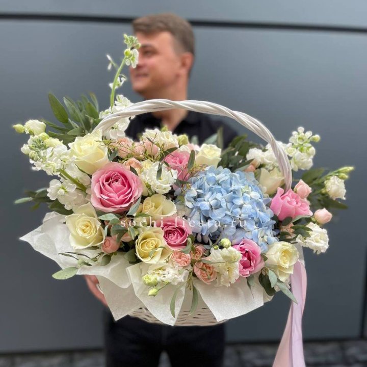 Авторская корзина "Аполинария" в Таганроге