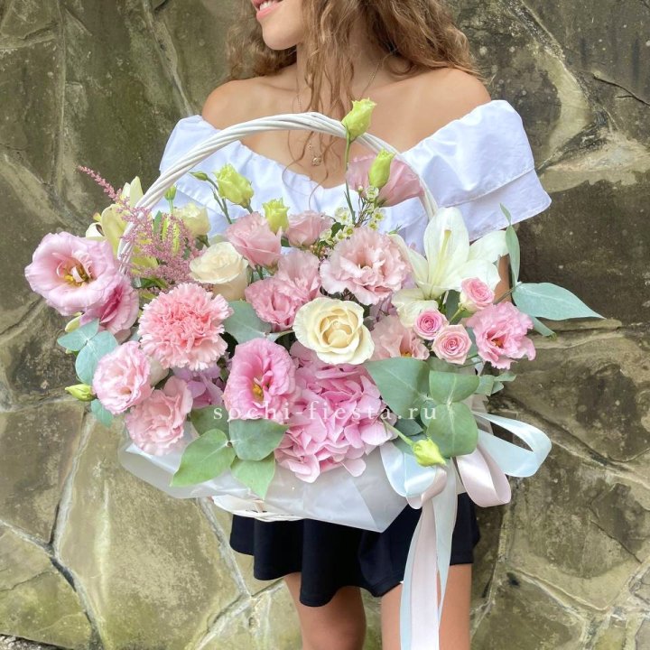 Авторская корзина "Миа" в Таганроге