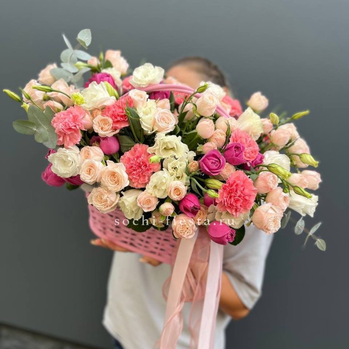 Цветочная корзина "Флоренция" в Таганроге