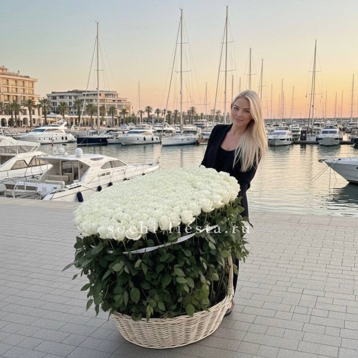 301 высокая роза в корзине в Таганроге