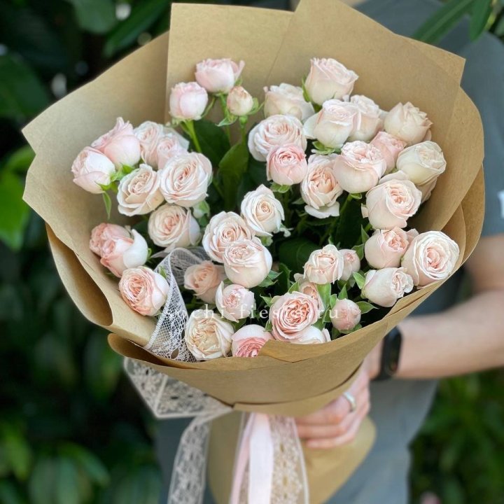 Кустовые розы букет №1 в Таганроге