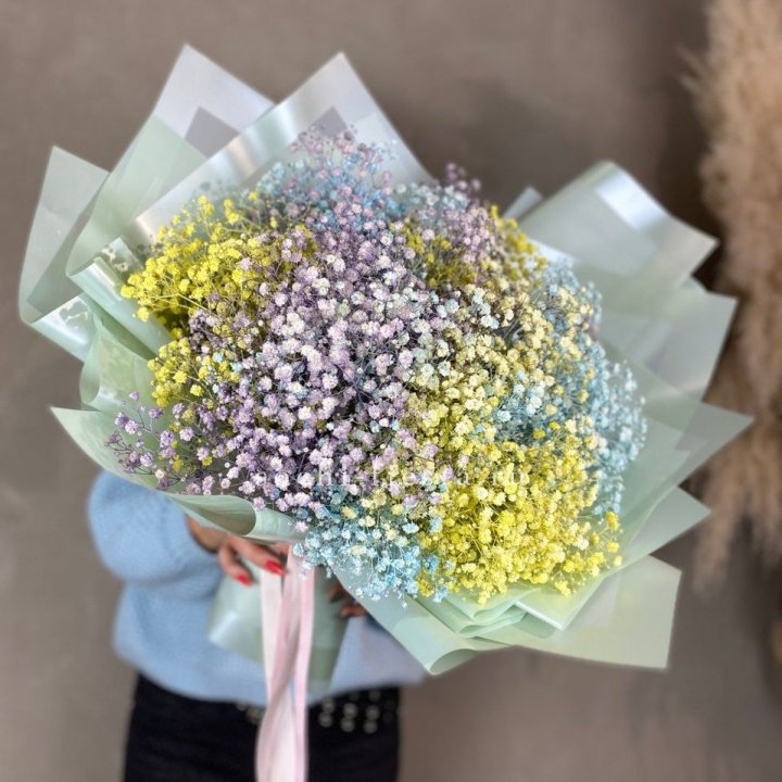 Букет радужных гипсофил в Таганроге