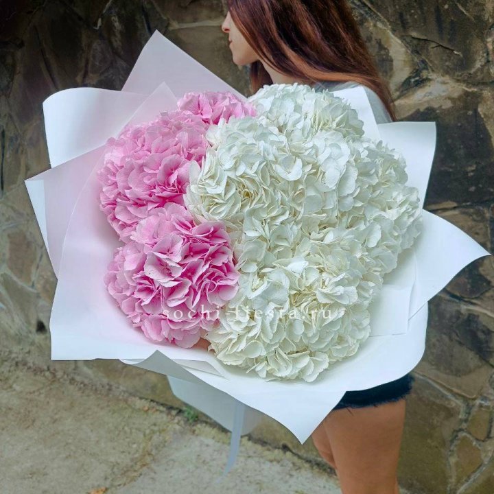 Букет гортензий №2 в Таганроге