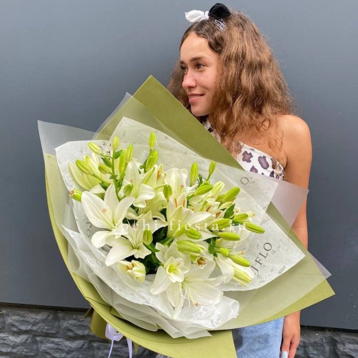 Букет  лилий "Изумруд" в Таганроге