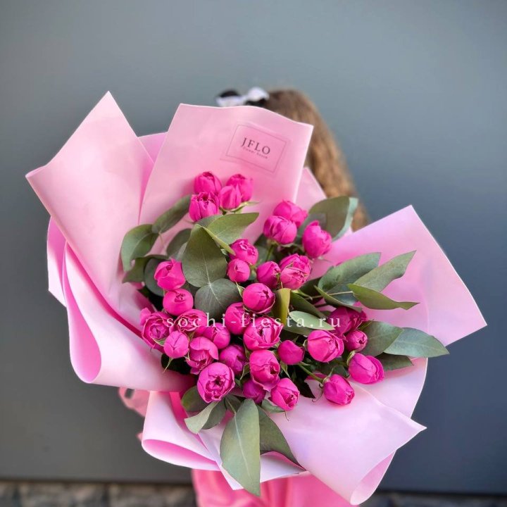 Пионовидные розы баблс в Таганроге