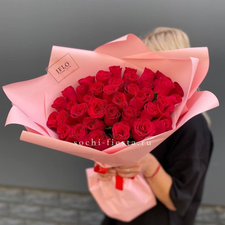 35 красных роз в Таганроге
