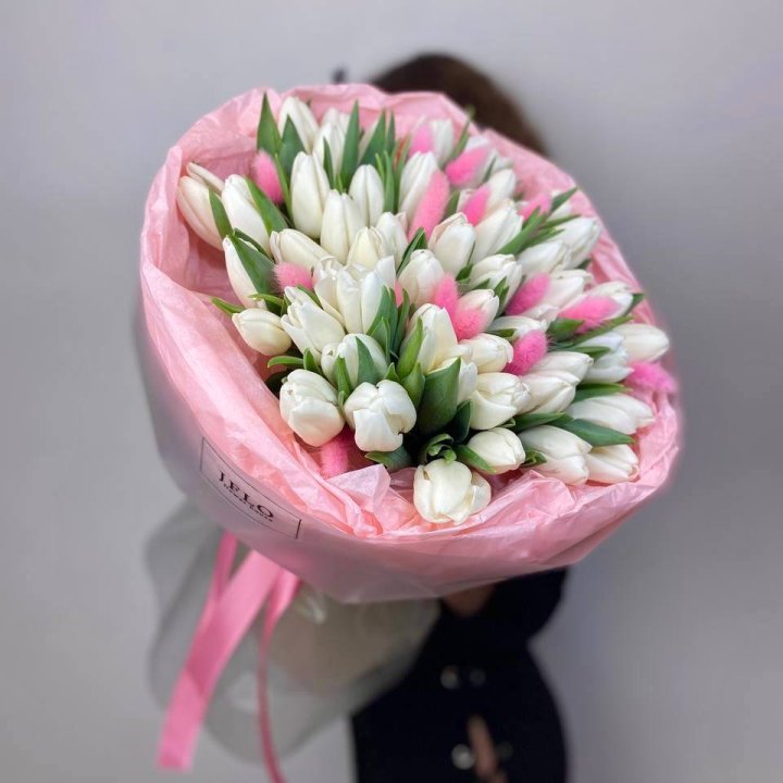 51 белый тюльпан "Рози" в Таганроге