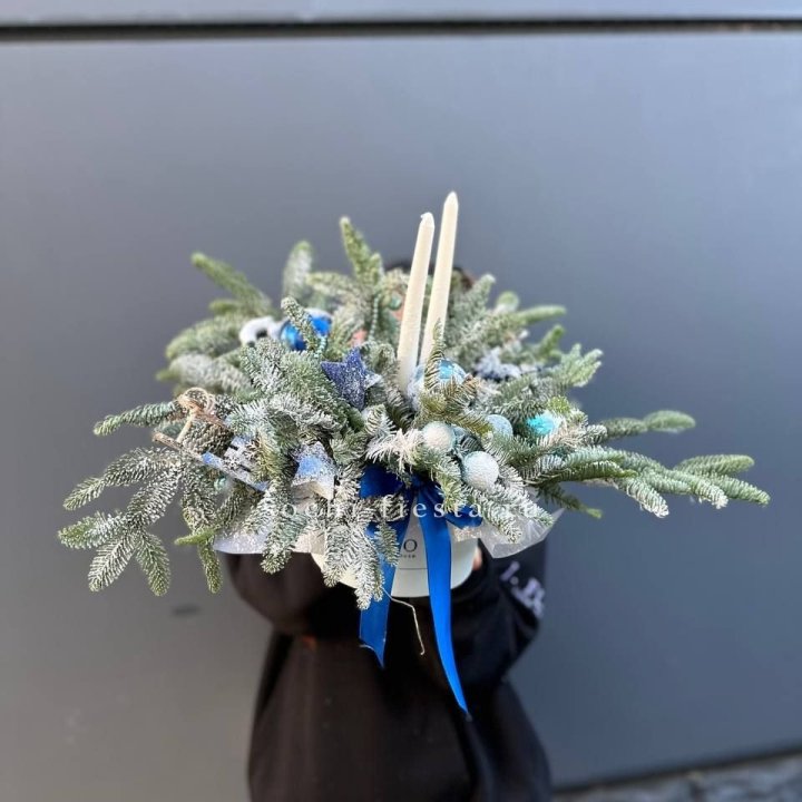 Новогодняя композиция в коробке  в Таганроге