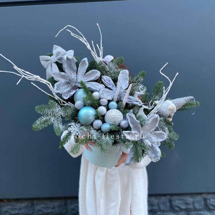 Композиция "Снежный цветок" в Таганроге